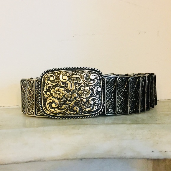 Bundled STRETCHABLE BELTS - Picture 5 of 8